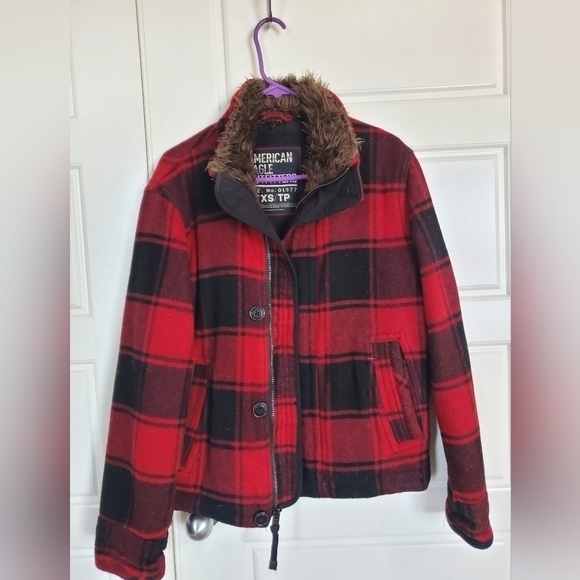 American Eagle Outfitters Jackets & Blazers - American eagle‎ Buffalo plaid coat